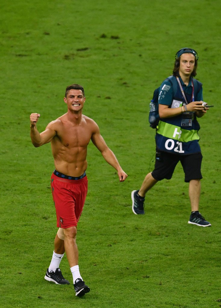 Cristiano-Ronaldo-Portugal-v-France-Final-SD8CyFmm7j4x