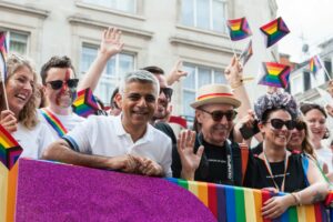 Ο Σαντίκ Χαν στο Pride του Λονδίνου, 6 Ιουλίου 2019, Φωτογραφία: Wiktor Szymanowicz/NurPhoto/Getty
