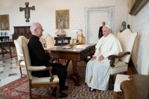 Συνάντηση ιερέα που στηρίζει την ΛΟΑΤΚΙ+ κοινότητα με τον Πάπα, (James Martin Twitter)