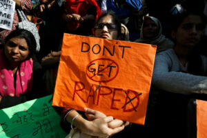 Τέσσερις εκτελέσεις για τον ομαδικό βιασμό φοιτήτριας σε λεωφορείο στην Ινδία