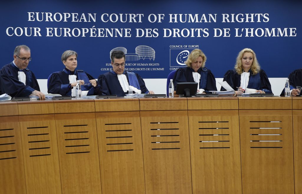 Ρουμανία, Ευρωπαϊκό δικαστήριο Ανθρωπίνων Δικαιωμάτων, ένοχη, τρανς άνδρες