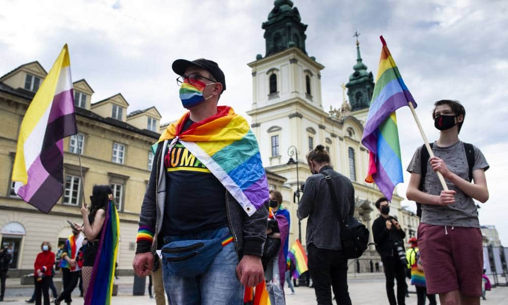 Σέρβος πρέσβης, Πολωνία, ομοφοβία