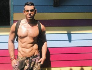 Raymond Gutierrez, coming out, Φιλιππίνες