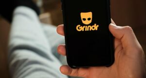 cyber-flashing, Grindr