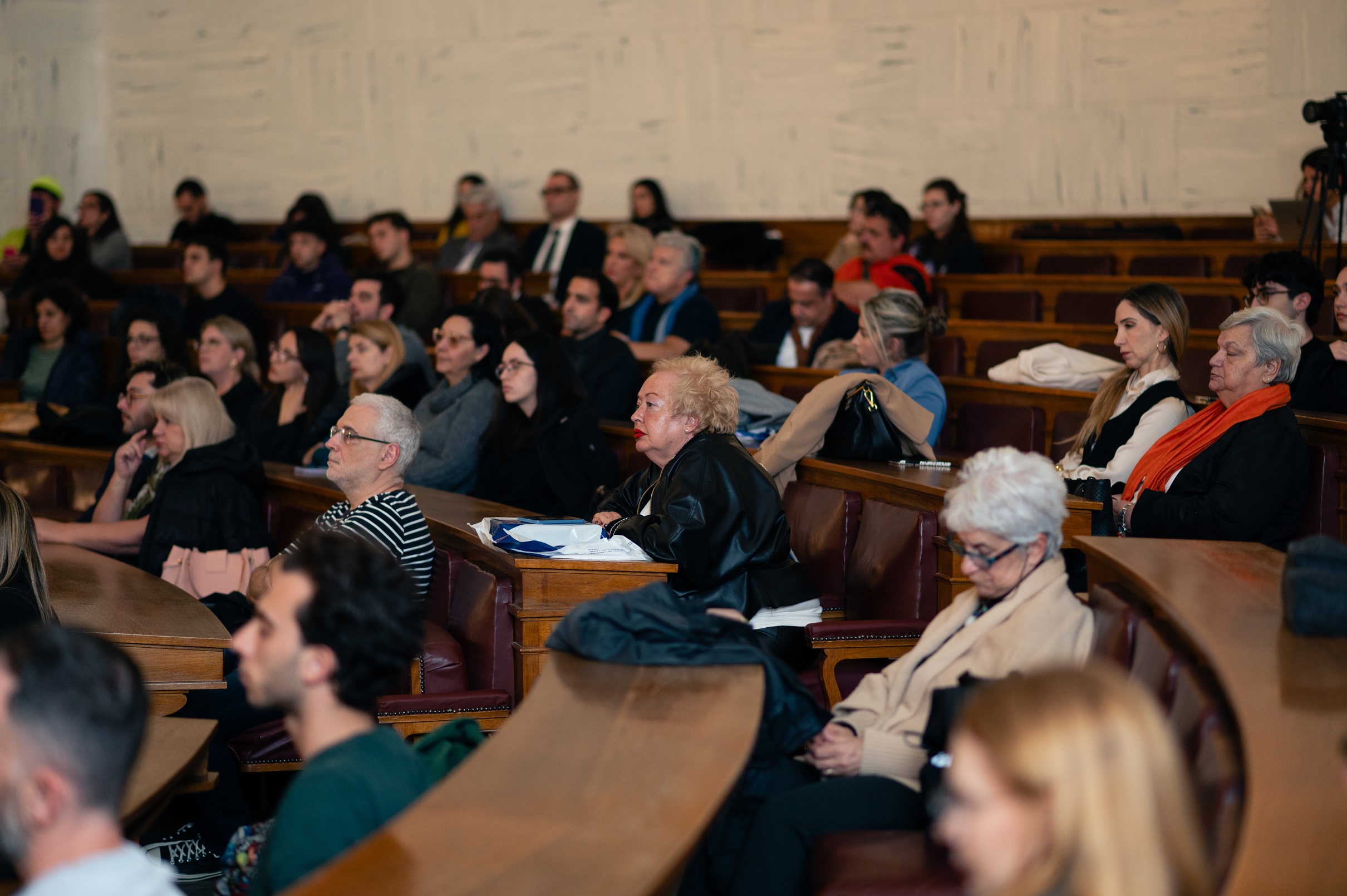 Η αίθουσα που έγινε η παρουσίαση του βιβλίου του Βασίλη Σωτηρόπουλου την Τρίτη 19/11/24 